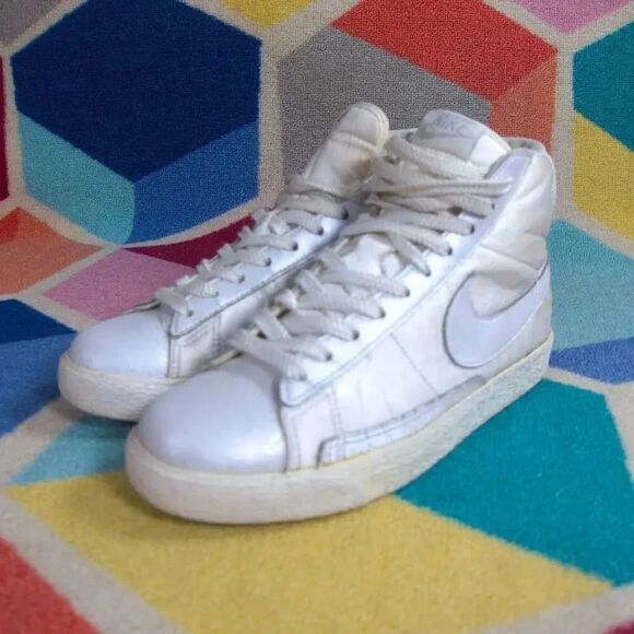 Nike Women's Blazer High Casual Shoes 317808-114‎ White Checkered - US Size: 9 - Picture 3 of 8